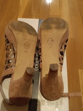 Sandalias Argenta tacón oro rosa