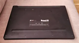 Portátil Medion E4251