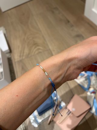 Cartera, Fular, Pincel y Pulsera