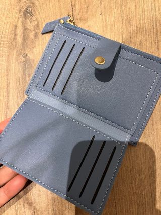 Cartera, Fular, Pincel y Pulsera