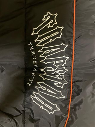 Chaqueta Trapstar Negra con Detalles Naranja