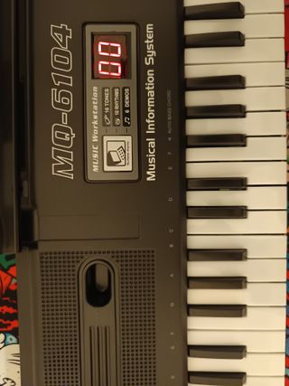 Piano MQ-6104