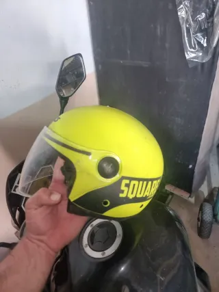Casco Jet AXXIS Amarillo