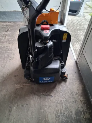 Transpaleta Eléctrica Grupo Mainsa