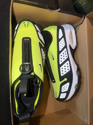 Nike Air Max SNDR Volt Talla 37.5 con Caja