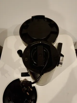 Cafetera Braun E200 T Negra