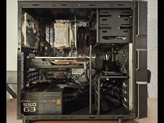 Ordenador de sobremesa gaming AMD