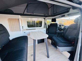 VW California. 88 km.4 plazas viajar y dormir