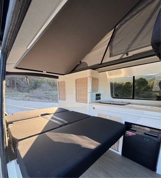 VW California. 88 km.4 plazas viajar y dormir