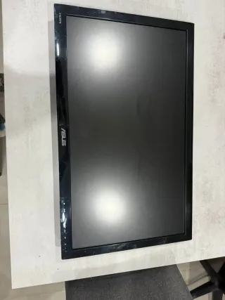 Ordenador gaming y escritorio