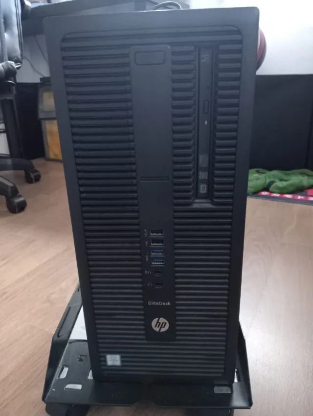 Torre HP EliteDesk Negra