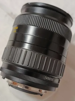 Vivitar AF 28-80mm per Nikon