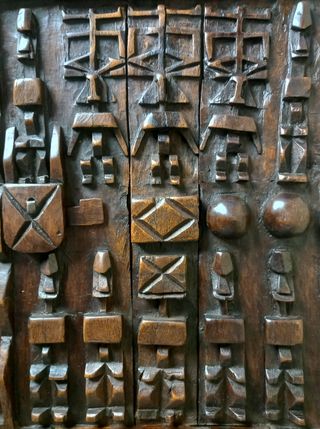 ANTIGUA PUERTA DOGON