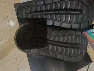 Chanclas Nike Verdes y Negras