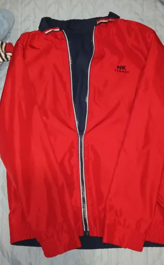 Parka reversível azul e vermelha Mayoral 8/9 anos