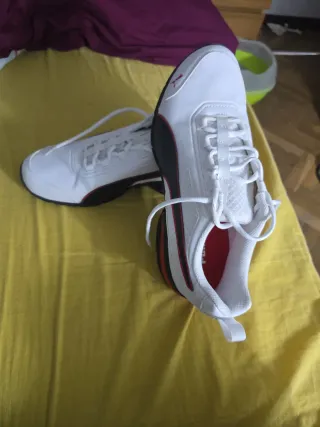 Zapatillas deportivas Puma blancas