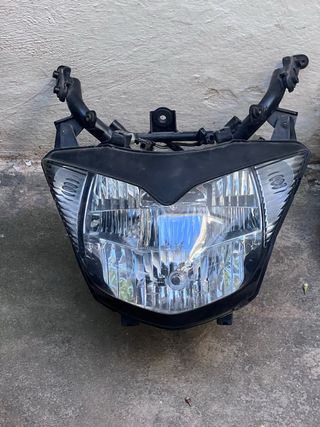 Faro Suzuki Bandit 650s 2005