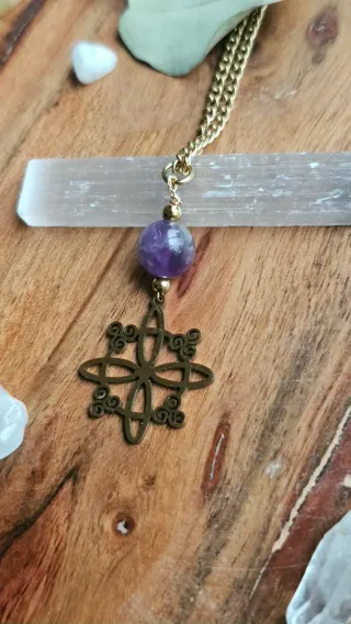 Ciondolo Nodo Strega Ametista Pietra Naturale Dora