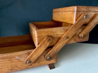 Costurero antiguo madera sobremesa grande