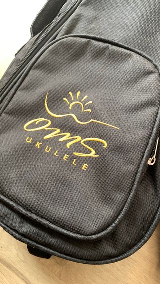 Ukelele Soprano OMS MUS-04 con funda