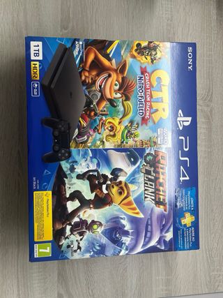 PS4 Slim 1TB + 9 Juegos + 2 Mandos