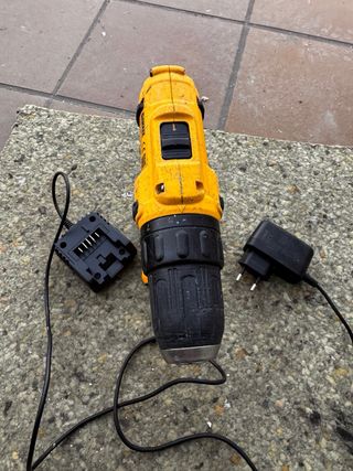 Taladro DeWalt DCD710 12V
