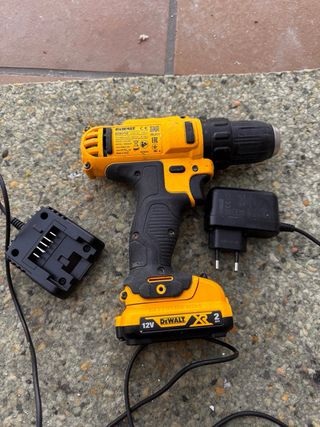 Taladro DeWalt DCD710 12V