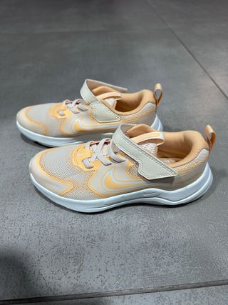 Zapatillas Nike Cosmic Naranja Talla 33