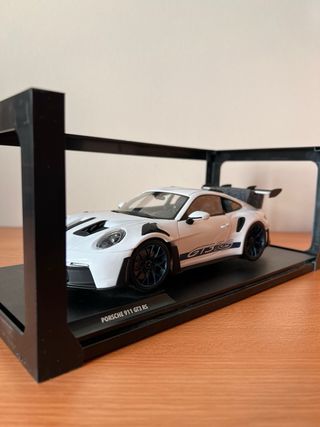 Porsche 911 GT3 RS 1:18