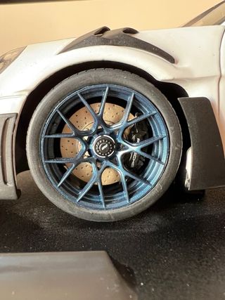 Porsche 911 GT3 RS 1:18