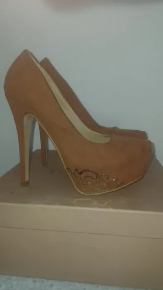 Zapatos de tacón, MARIETTAS'S