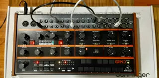 Sintetizzatore Behringer Grind