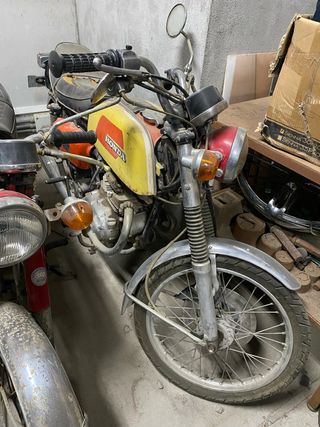 Honda CB125 B6