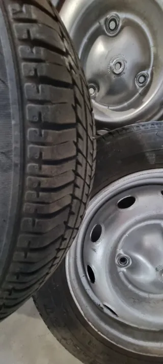 Llantas Renault 4L (Juego de 4)