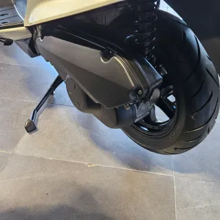 SUZUKI BURGMAN 200 EXECUTIVE 13.000 KM