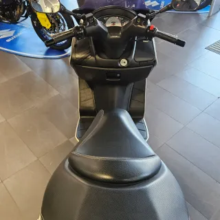 SUZUKI BURGMAN 200 EXECUTIVE 13.000 KM