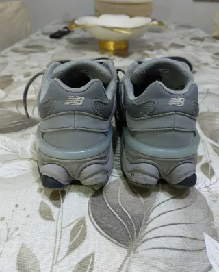 Scarpe New Balance 9060 Tg 38