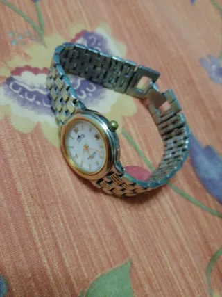 Reloj Lotus señora oro y plata