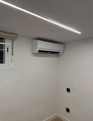 Técnico Reparación instalación Aire acondicionado