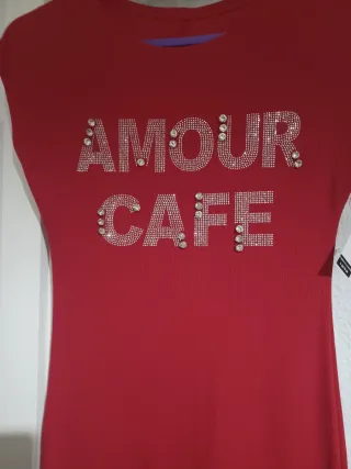 Vestido rojo con pedrería