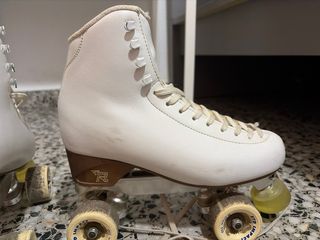 Patines de 4 ruedas blancos