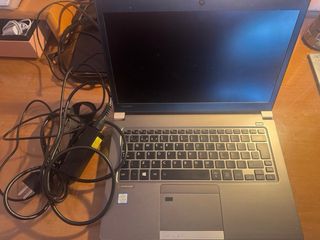 Portátil Toshiba Portege Plata