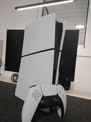 Ps5 Slim Blanca con Lector