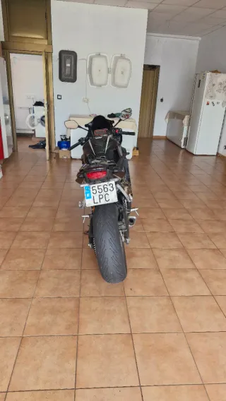 Honda CBR 650 R Sportbike