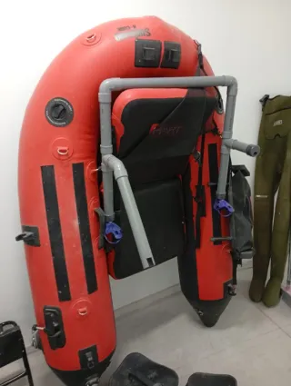 Pato de pesca hinchable.