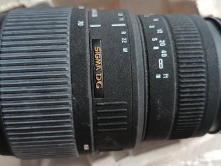 Sigma 70-300 DG per Nikon