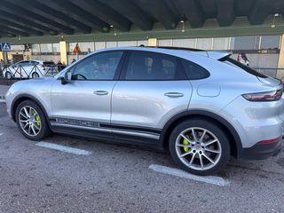 Porsche Cayenne Hybrid