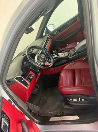 Porsche Cayenne Hybrid