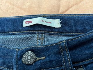 Pantalón Levi's 726 High Rise Flare Azul