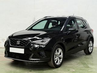 SEAT Arona Automatico 2025